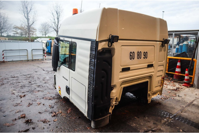 MAN F99L39 TGS EURO6 - Cabine en interieur voor Vrachtwagen: afbeelding 4 MAN F99L39 TGS EURO6 - Cabine en interieur voor Vrachtwagen: afbeelding 4