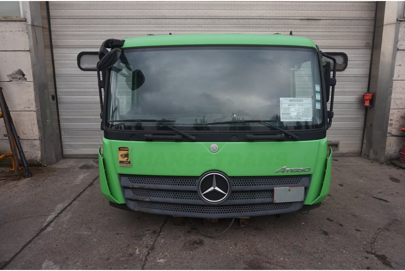 Mercedes-Benz ATEGO MP4 4CYL - Cabine en interieur voor Vrachtwagen: afbeelding 1 Mercedes-Benz ATEGO MP4 4CYL - Cabine en interieur voor Vrachtwagen: afbeelding 1