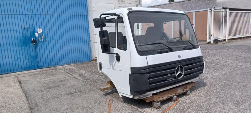 Mercedes-Benz SK KABINE KORT - Cabine en interieur voor Vrachtwagen: afbeelding 2 Mercedes-Benz SK KABINE KORT - Cabine en interieur voor Vrachtwagen: afbeelding 2