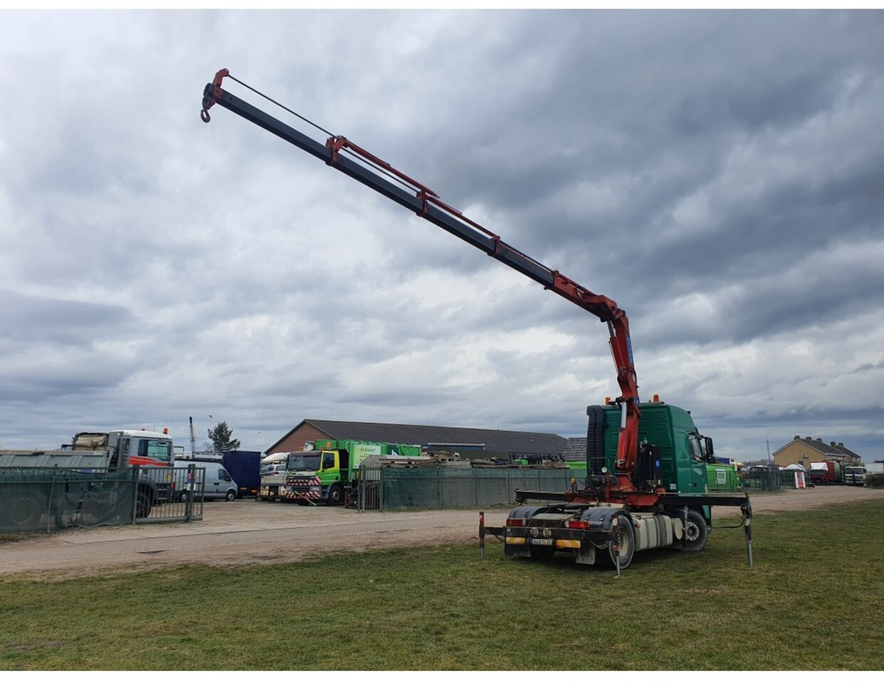 VOLVO FH 420 4X2 EURO 3 CRANE EFFER 25T 13M REMOTE CONTROL MANUAL RETARDER - Trekker: afbeelding 2 VOLVO FH 420 4X2 EURO 3 CRANE EFFER 25T 13M REMOTE CONTROL MANUAL RETARDER - Trekker: afbeelding 2