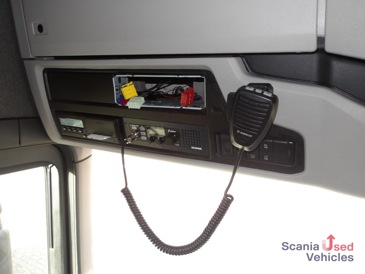 SCANIA R 460 NA - HYDRAULIK - ACC - HIGHLINE - ADR AT - Trekker: afbeelding 2 SCANIA R 460 NA - HYDRAULIK - ACC - HIGHLINE - ADR AT - Trekker: afbeelding 2