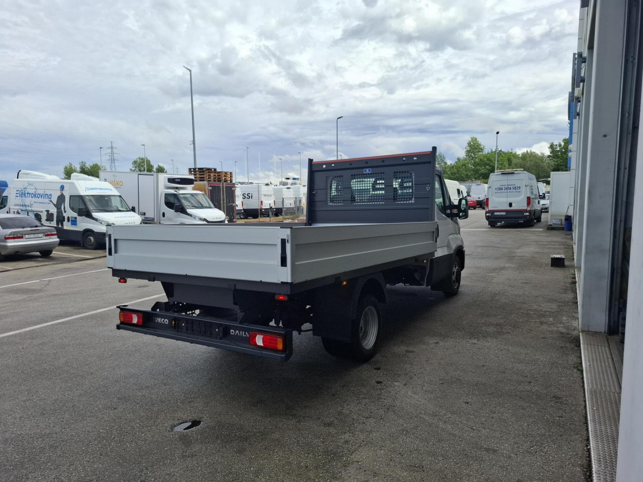 IVECO Daily 35C14 - Gesloten bestelwagen: afbeelding 3 IVECO Daily 35C14 - Gesloten bestelwagen: afbeelding 3