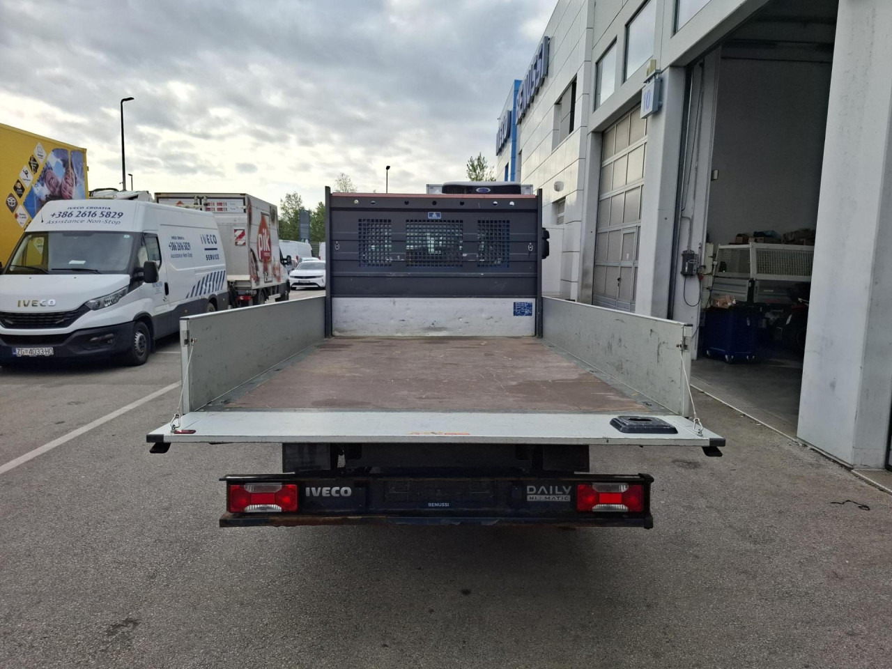 IVECO Daily 35S16A8 - Gesloten bestelwagen, Bestelwagen met dubbele cabine: afbeelding 5 IVECO Daily 35S16A8 - Gesloten bestelwagen, Bestelwagen met dubbele cabine: afbeelding 5