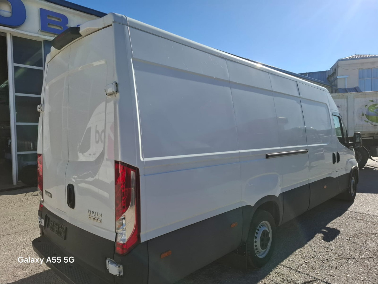 IVECO Daily 35S16V - Personenvervoer: afbeelding 4 IVECO Daily 35S16V - Personenvervoer: afbeelding 4