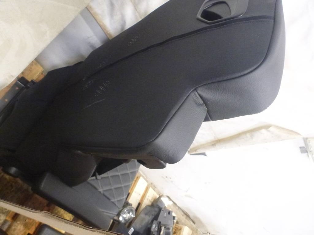 Mercedes-Benz Actros - Cabine voor Vrachtwagen: afbeelding 4 Mercedes-Benz Actros - Cabine voor Vrachtwagen: afbeelding 4