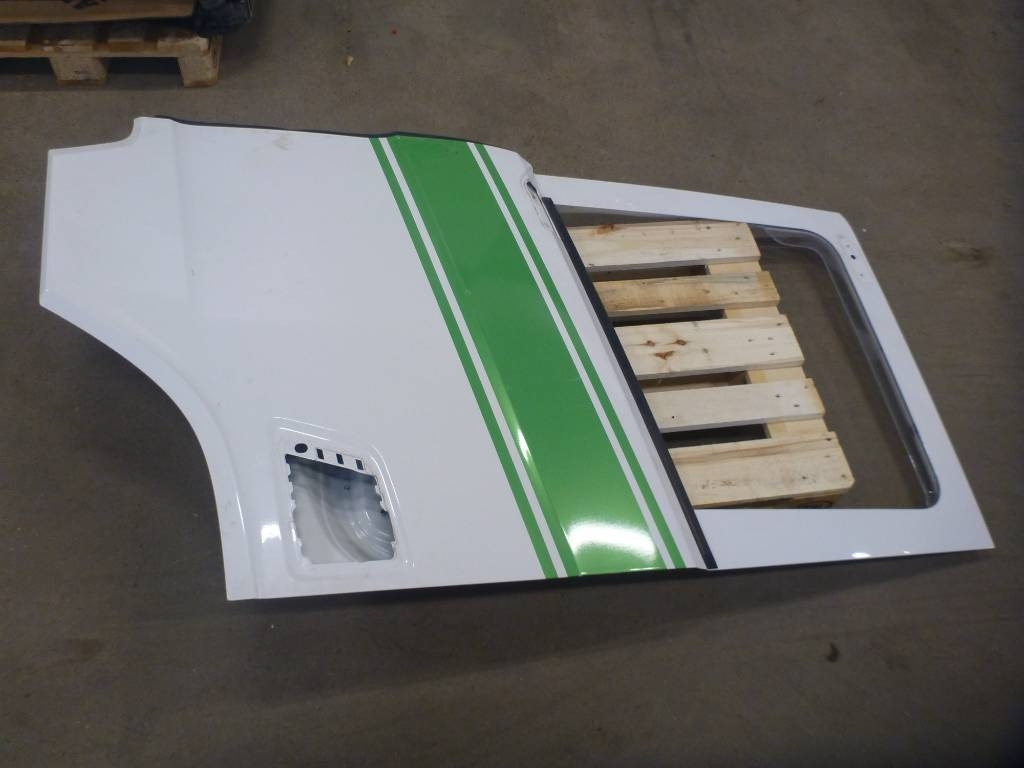 Scania Nextgen Dörr förarsida 2653996 - Cabine voor Vrachtwagen: afbeelding 1 Scania Nextgen Dörr förarsida 2653996 - Cabine voor Vrachtwagen: afbeelding 1