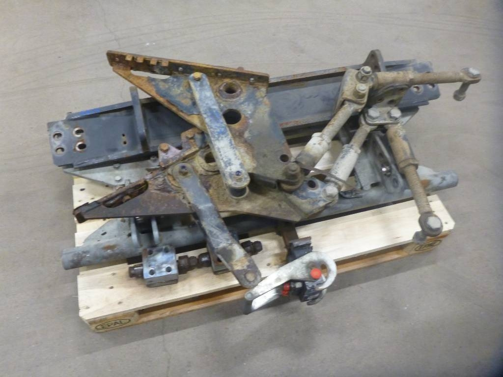 Scania R 520 Mählers plogfäste, R42929-3 - Frame/ Chassis voor Vrachtwagen: afbeelding 1 Scania R 520 Mählers plogfäste, R42929-3 - Frame/ Chassis voor Vrachtwagen: afbeelding 1