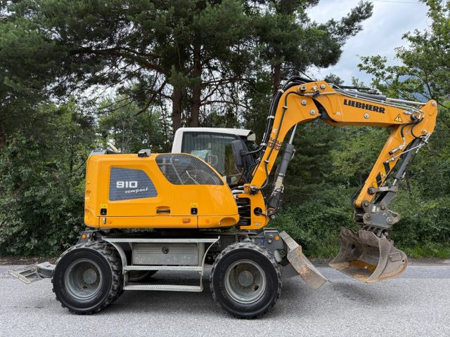 Liebherr A910 Compact Litronic,4 Schaufeln,Schnellwechsle - Mobiele graafmachine: afbeelding 2 Liebherr A910 Compact Litronic,4 Schaufeln,Schnellwechsle - Mobiele graafmachine: afbeelding 2