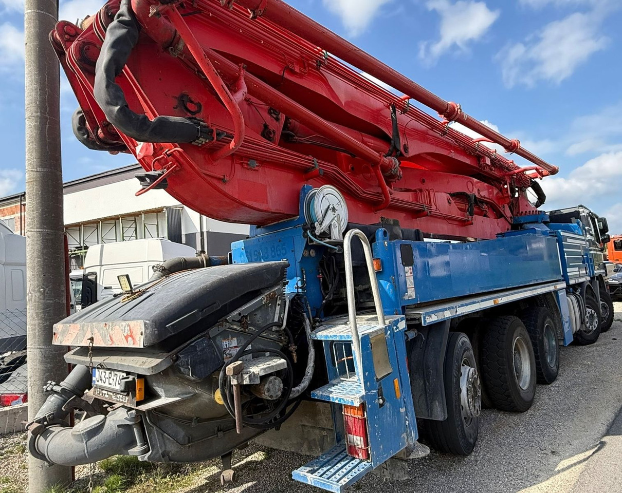 Mercedes-Benz Actros 4448 10x4, E5, MP-3, Putzmeister M46-5 - Betonpomp: afbeelding 4 Mercedes-Benz Actros 4448 10x4, E5, MP-3, Putzmeister M46-5 - Betonpomp: afbeelding 4