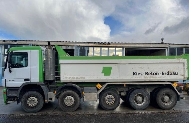 Mercedes-Benz Actros 4448 10x4, E5, MP3 - Kipper vrachtwagen: afbeelding 4 Mercedes-Benz Actros 4448 10x4, E5, MP3 - Kipper vrachtwagen: afbeelding 4