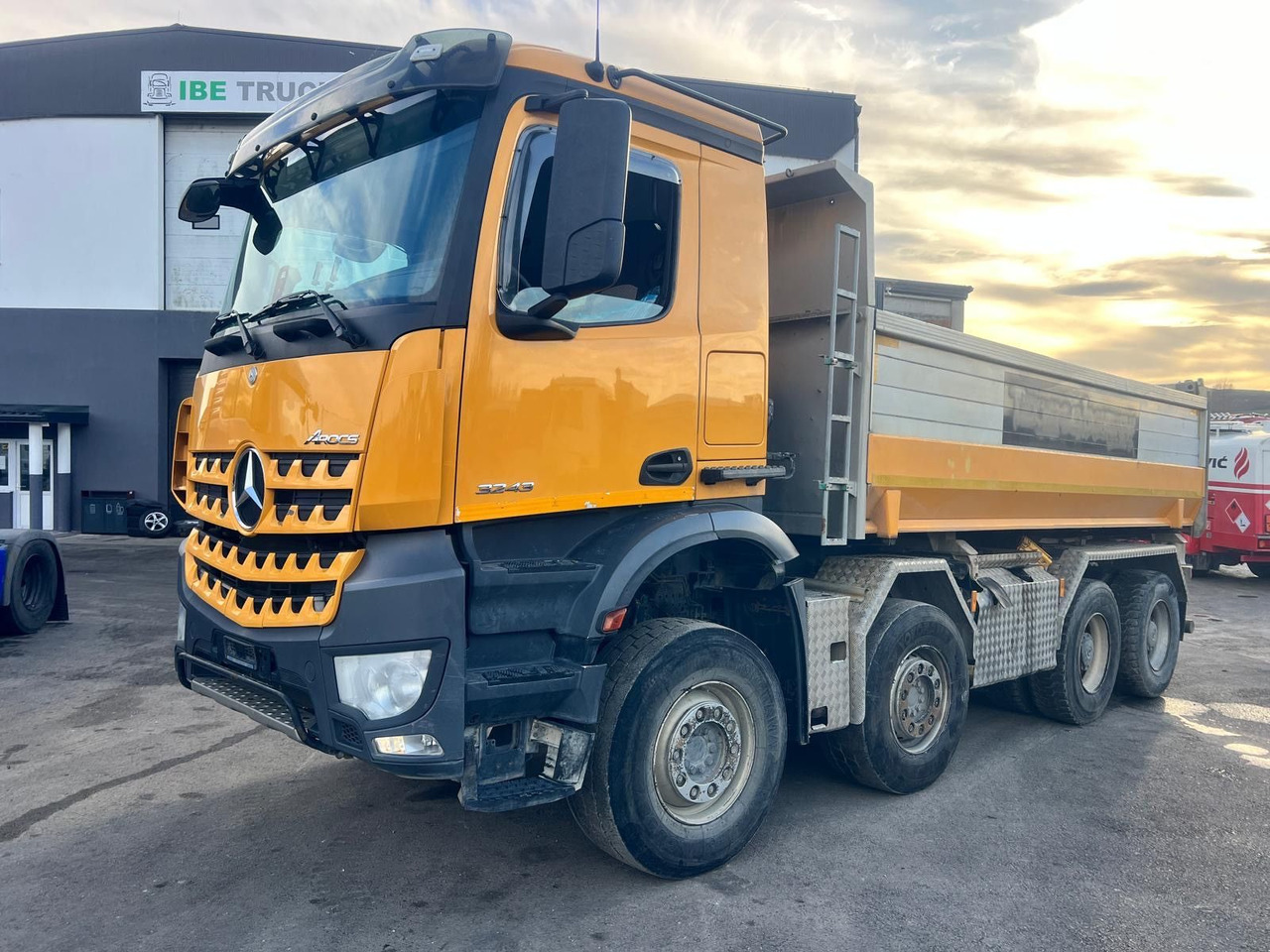 Mercedes-Benz Arocs 3243 8x4, E6, Trösch Kipper - Kipper vrachtwagen: afbeelding 3 Mercedes-Benz Arocs 3243 8x4, E6, Trösch Kipper - Kipper vrachtwagen: afbeelding 3
