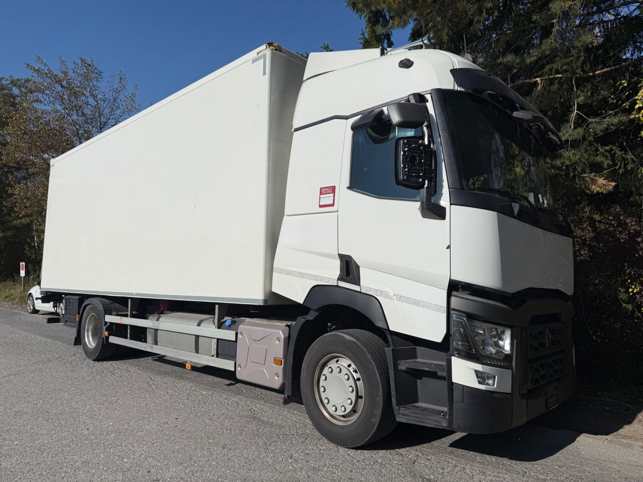Renault T460 4x2, E 6, Carrier U850, -30C, Ladebordwand - Koelwagen vrachtwagen: afbeelding 2 Renault T460 4x2, E 6, Carrier U850, -30C, Ladebordwand - Koelwagen vrachtwagen: afbeelding 2