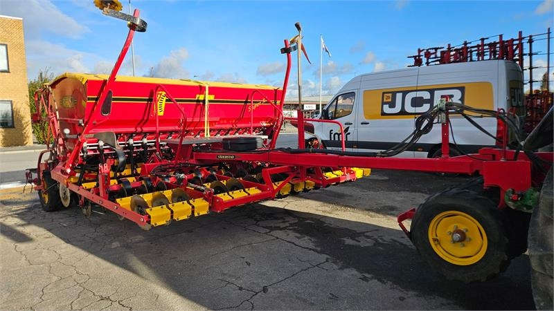 Vaderstad Rapid 400 Super XL - Zaaimachine: afbeelding 1 Vaderstad Rapid 400 Super XL - Zaaimachine: afbeelding 1