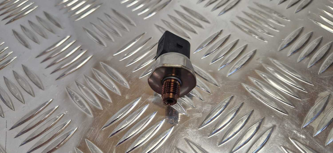 Delphi High Pressure Sensor Common Rail – 28389851-12B1 - Motor en onderdelen voor Bouwmachine: afbeelding 4 Delphi High Pressure Sensor Common Rail – 28389851-12B1 - Motor en onderdelen voor Bouwmachine: afbeelding 4