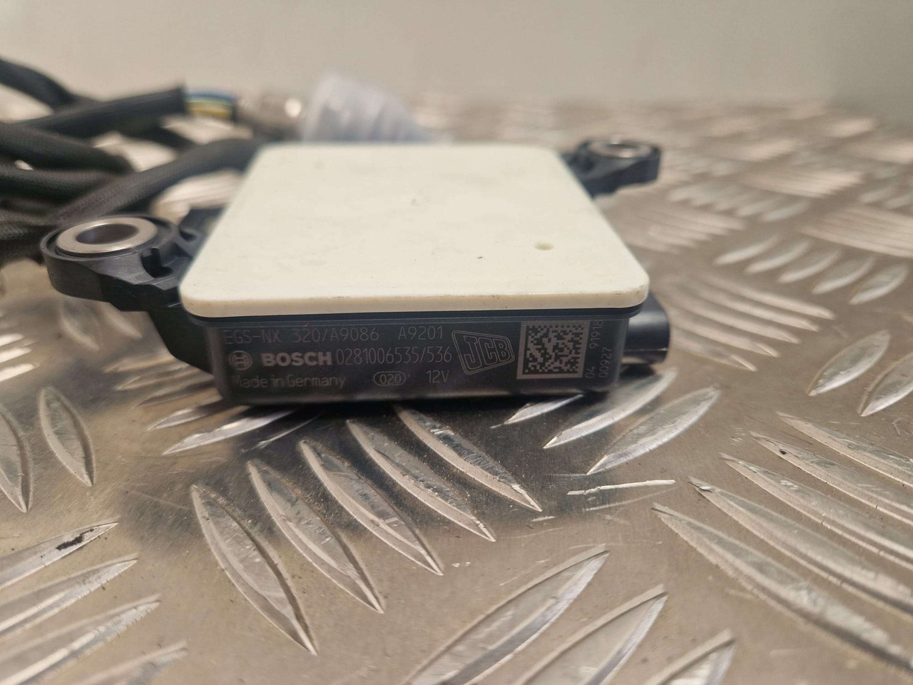 JCB nitrous oxide sensor 320/A9086 Bosch 12v - Motor en onderdelen voor Bouwmachine: afbeelding 3 JCB nitrous oxide sensor 320/A9086 Bosch 12v - Motor en onderdelen voor Bouwmachine: afbeelding 3