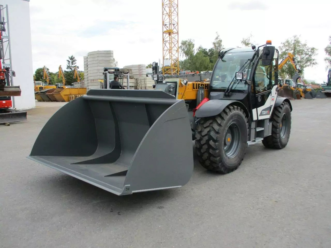 2024 Liebherr T 32-7s - Verreiker: afbeelding 1 2024 Liebherr T 32-7s - Verreiker: afbeelding 1