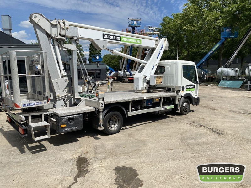 Nissan Multitel MJ 201 - Bedrijfswagen: afbeelding 4 Nissan Multitel MJ 201 - Bedrijfswagen: afbeelding 4