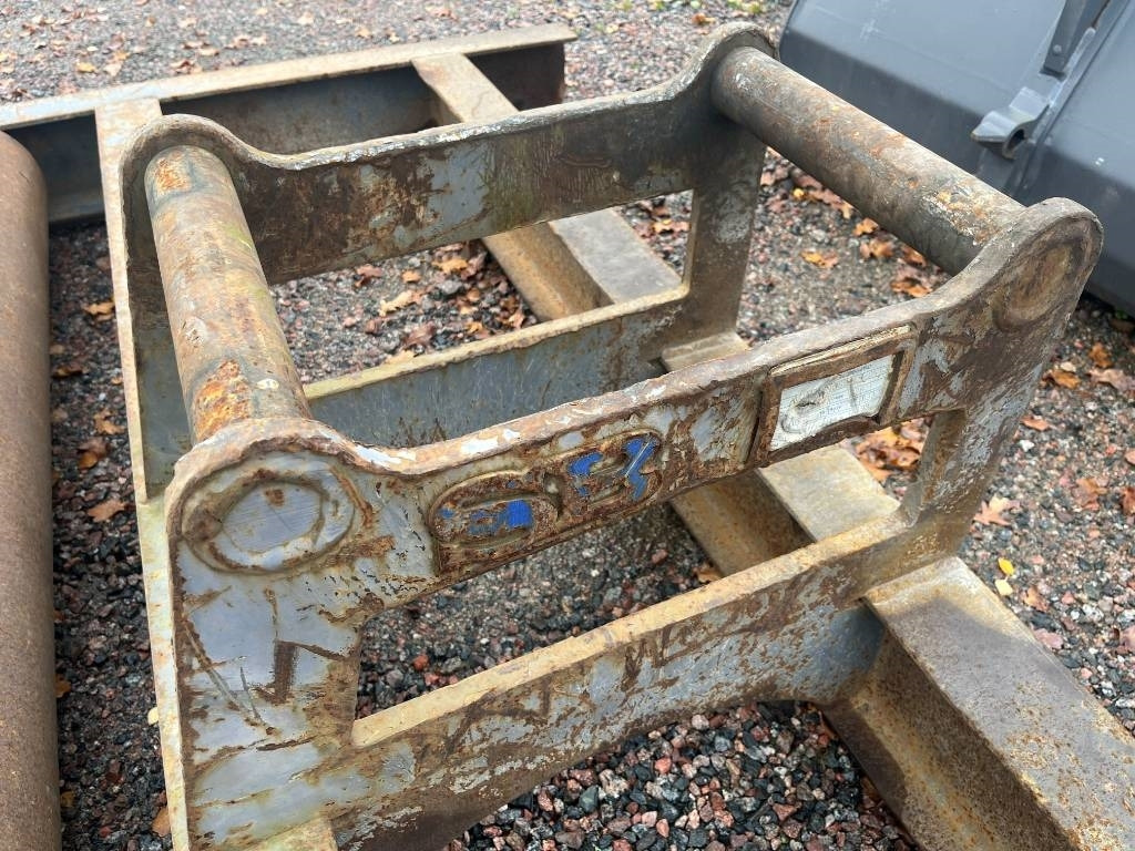 Avjämningsbalk / Planeringsbalk SB S60 - Aanbouwdeel voor Bouwmachine: afbeelding 3 Avjämningsbalk / Planeringsbalk SB S60 - Aanbouwdeel voor Bouwmachine: afbeelding 3