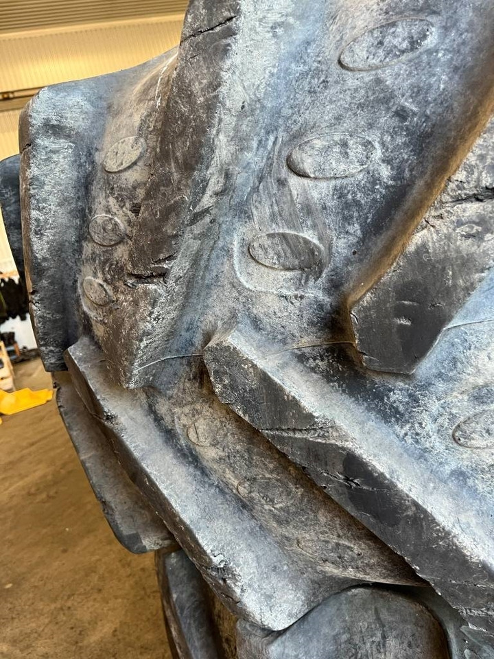 BKT 600/70R30 till Case Magnum 310 - Band voor Landbouwmachine: afbeelding 4 BKT 600/70R30 till Case Magnum 310 - Band voor Landbouwmachine: afbeelding 4