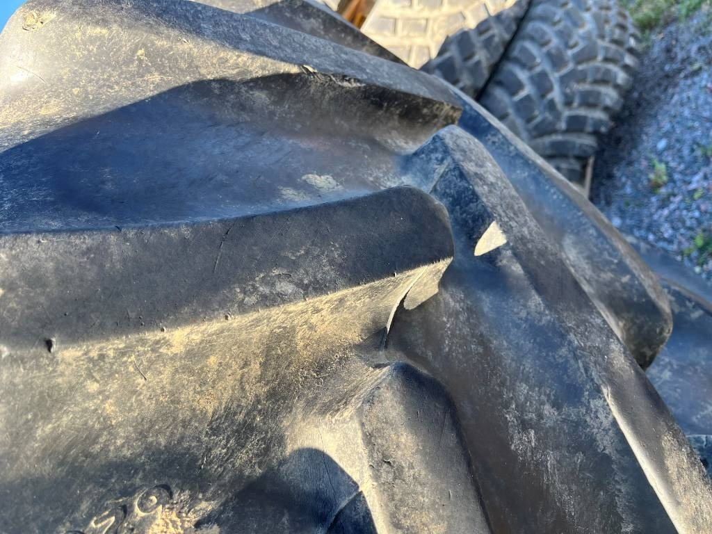 Goodyear 620/70R42 till New Holland / Ford 8670 - Band voor Landbouwmachine: afbeelding 3 Goodyear 620/70R42 till New Holland / Ford 8670 - Band voor Landbouwmachine: afbeelding 3