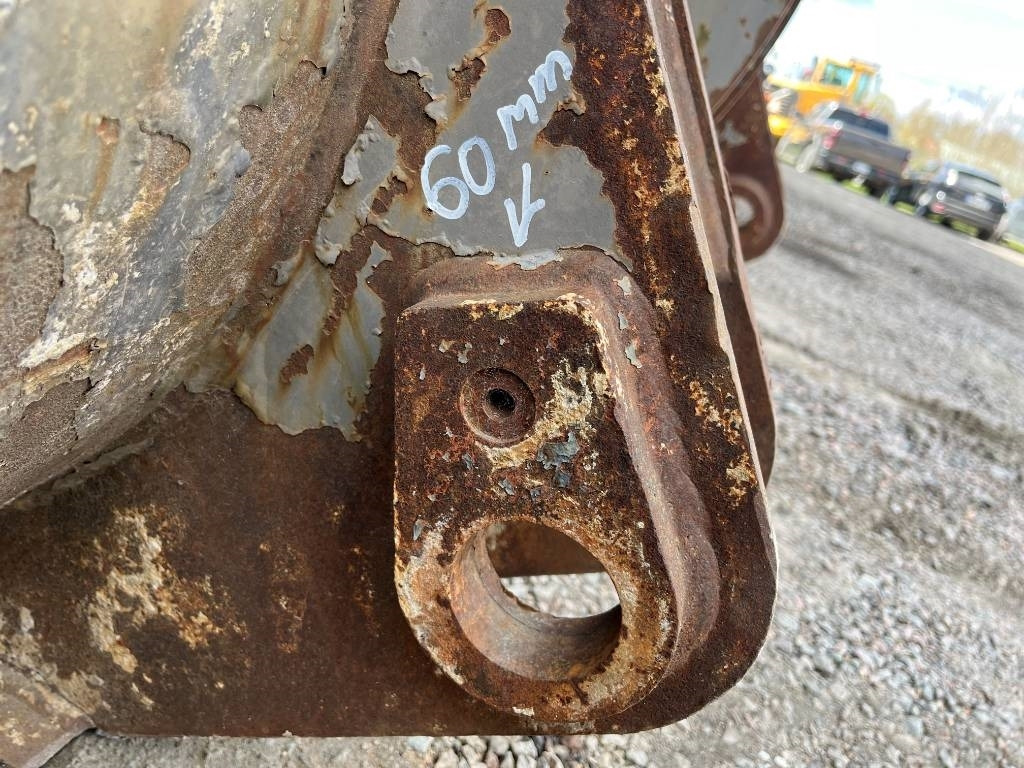 Voorladerbak voor Bouwmachine Grusskopa / Jordskopa / Bucket Volvo L70C L70B: afbeelding 10 Voorladerbak voor Bouwmachine Grusskopa / Jordskopa / Bucket Volvo L70C L70B: afbeelding 10