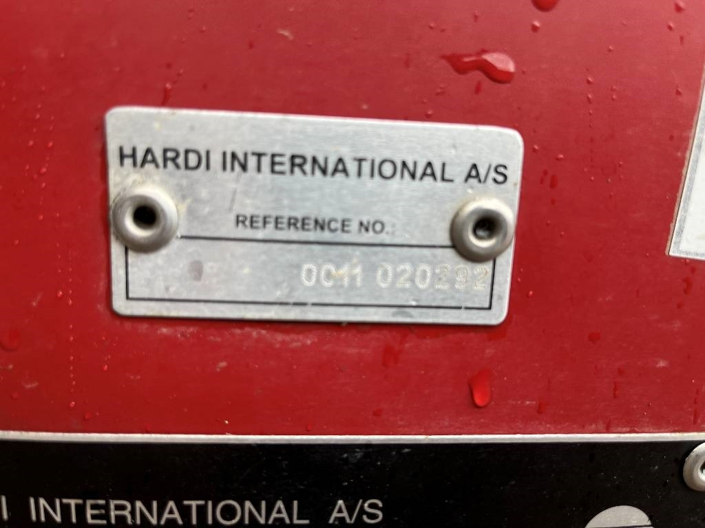 Hardi Commander 3200 Dismantled: only spare parts - Getrokken veldspuit: afbeelding 4 Hardi Commander 3200 Dismantled: only spare parts - Getrokken veldspuit: afbeelding 4