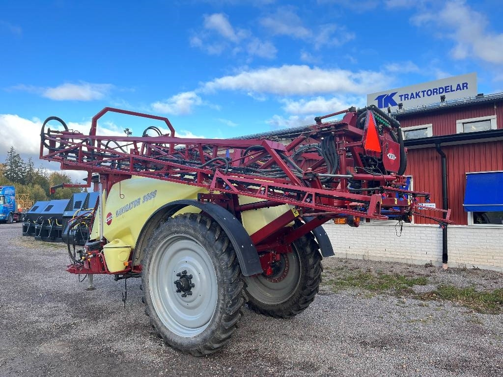 Hardi Navigator 3000 Dismantled: only spare parts - Getrokken veldspuit: afbeelding 4 Hardi Navigator 3000 Dismantled: only spare parts - Getrokken veldspuit: afbeelding 4
