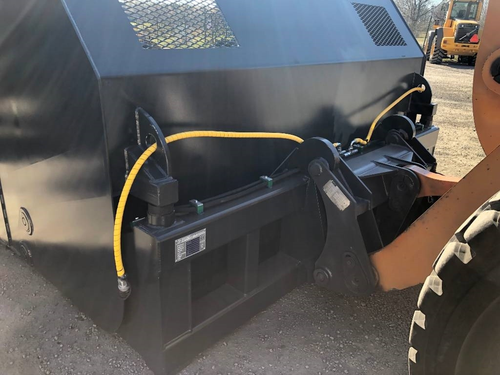 Högtippande skopa Högtippskopa 8 kubik - Bak voor Bouwmachine: afbeelding 2 Högtippande skopa Högtippskopa 8 kubik - Bak voor Bouwmachine: afbeelding 2