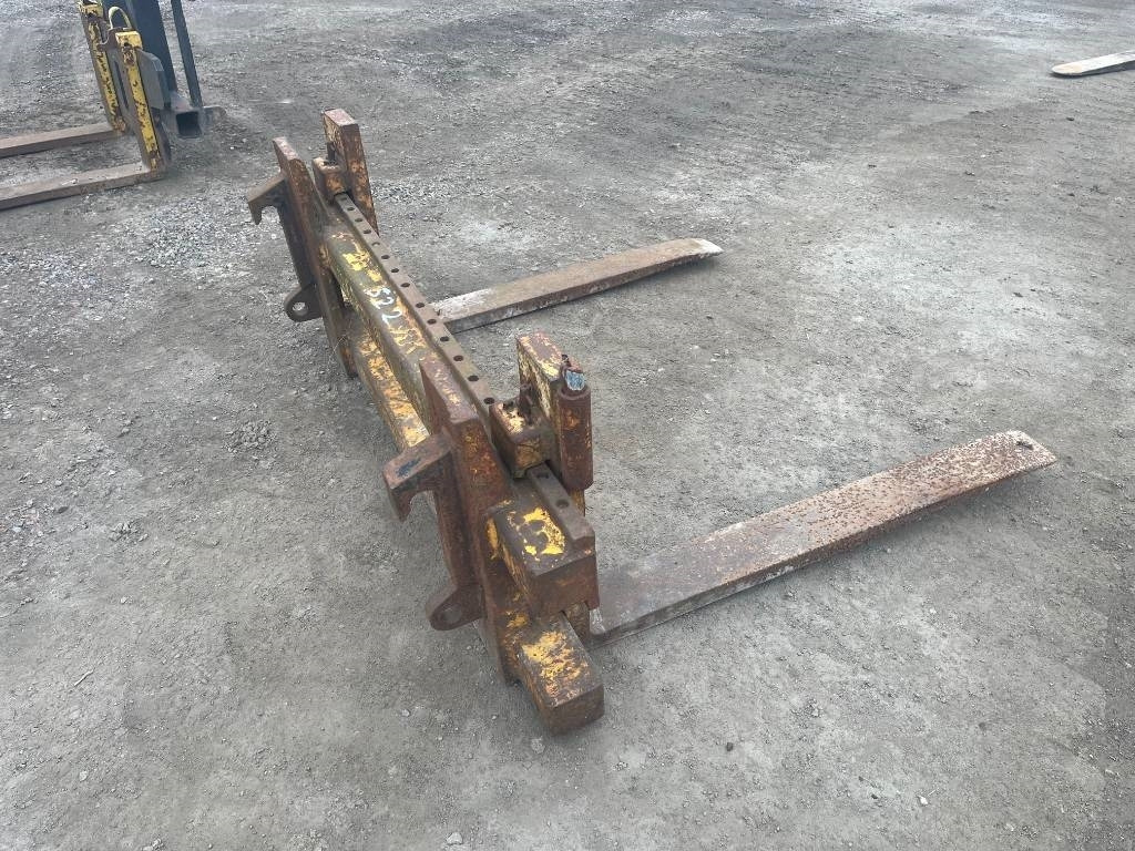 Pallgafflar / Gaffelställ Hymas Hymas 470 med fler - Vorken voor Bouwmachine: afbeelding 4 Pallgafflar / Gaffelställ Hymas Hymas 470 med fler - Vorken voor Bouwmachine: afbeelding 4