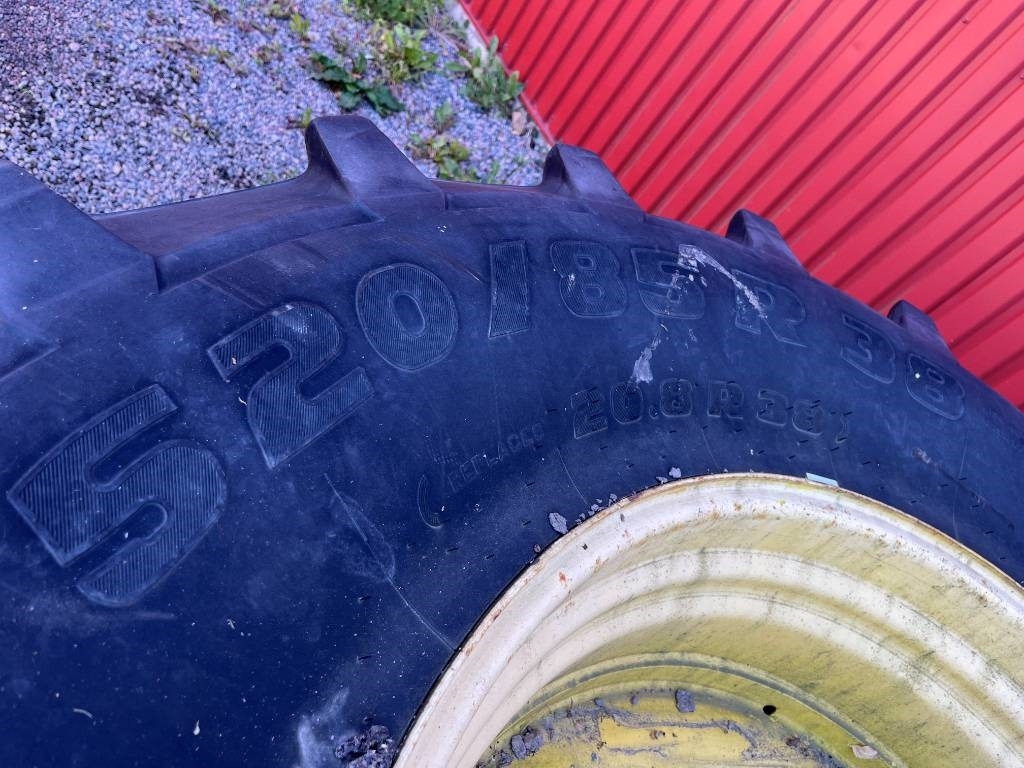Trelleborg 520/85R38 till John Deere 7920 mfl - Band voor Landbouwmachine: afbeelding 3 Trelleborg 520/85R38 till John Deere 7920 mfl - Band voor Landbouwmachine: afbeelding 3
