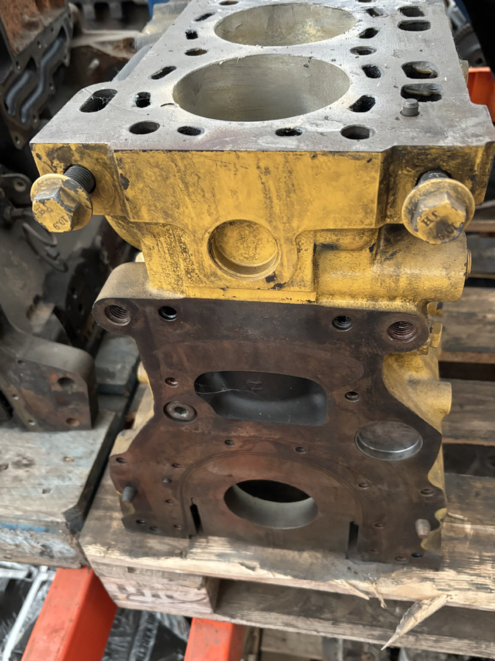 CAT C6.6 666-3106953 Blok Silnika CZĘŚCI - Cilinderblok voor Landbouwmachine: afbeelding 5 CAT C6.6 666-3106953 Blok Silnika CZĘŚCI - Cilinderblok voor Landbouwmachine: afbeelding 5