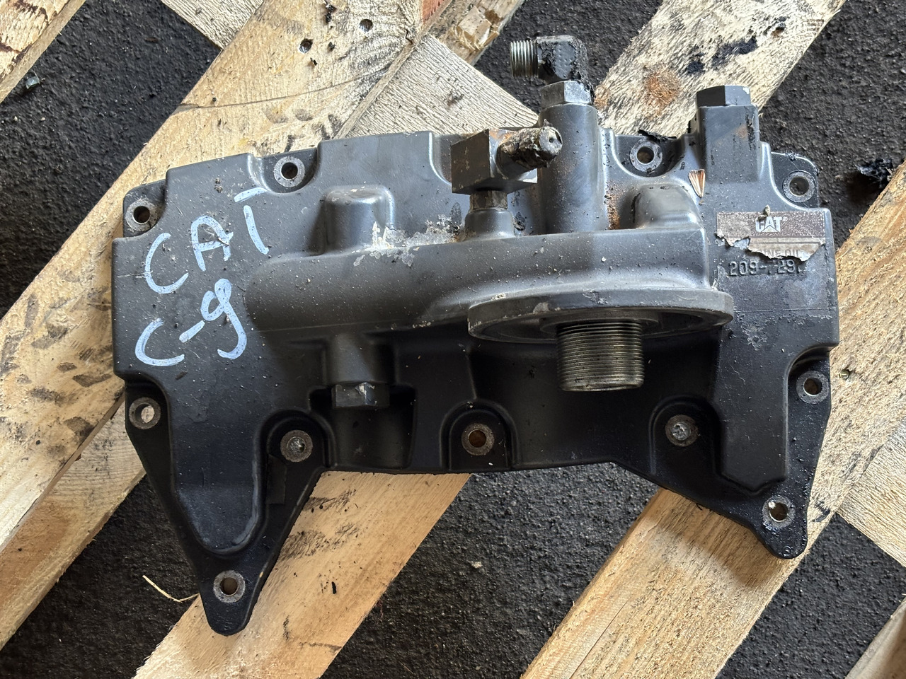 CAT Caterpillar C9 209-7291 Zespół podstawy filtra oleju 2097291 - Oliefilter voor Landbouwmachine: afbeelding 1 CAT Caterpillar C9 209-7291 Zespół podstawy filtra oleju 2097291 - Oliefilter voor Landbouwmachine: afbeelding 1