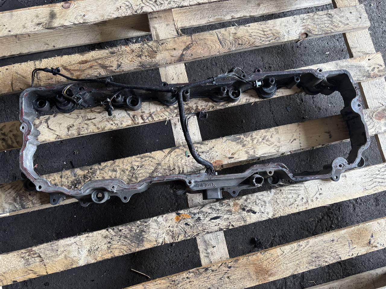 CAT Caterpillar C9 218-0397 Obudowa Pokrywa Zaworów 2180397 - Motor en onderdelen voor Landbouwmachine: afbeelding 1 CAT Caterpillar C9 218-0397 Obudowa Pokrywa Zaworów 2180397 - Motor en onderdelen voor Landbouwmachine: afbeelding 1