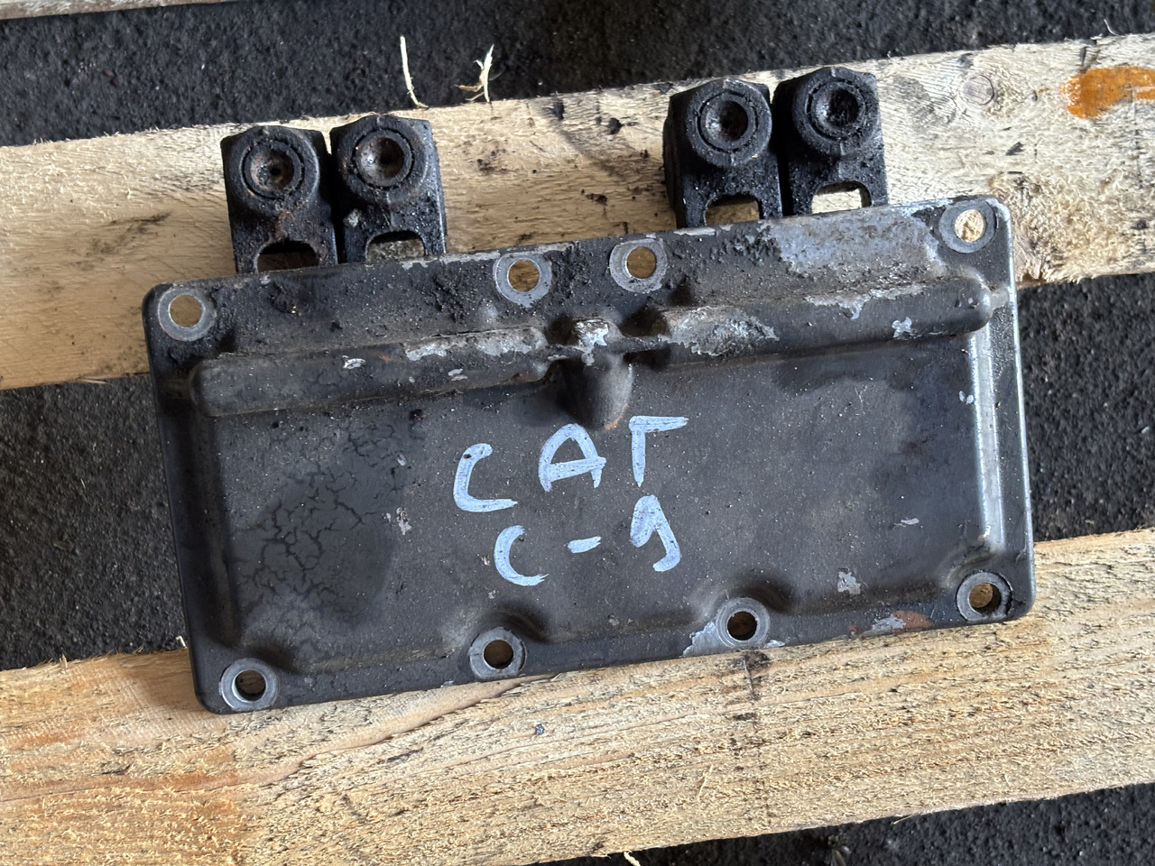 CAT Caterpillar C9 7W-3871: POKRYWA BOCZNA 7W3871 342-4977 - Motor en onderdelen voor Landbouwmachine: afbeelding 1 CAT Caterpillar C9 7W-3871: POKRYWA BOCZNA 7W3871 342-4977 - Motor en onderdelen voor Landbouwmachine: afbeelding 1