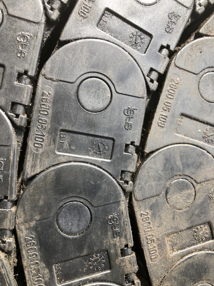 CAT-łańcuch prowadzący węźe/Caterpillar 220 330 355 360 560 - Rupsband voor Bouwmachine: afbeelding 2 CAT-łańcuch prowadzący węźe/Caterpillar 220 330 355 360 560 - Rupsband voor Bouwmachine: afbeelding 2