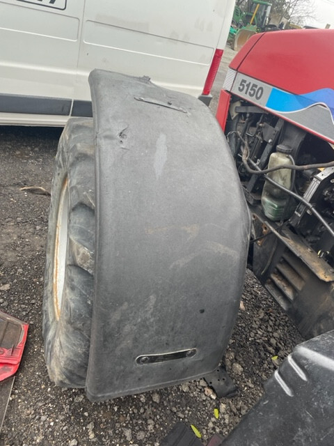 Case 5110-5150 błotniki stelaźe części - Spatbord voor Landbouwmachine: afbeelding 1 Case 5110-5150 błotniki stelaźe części - Spatbord voor Landbouwmachine: afbeelding 1