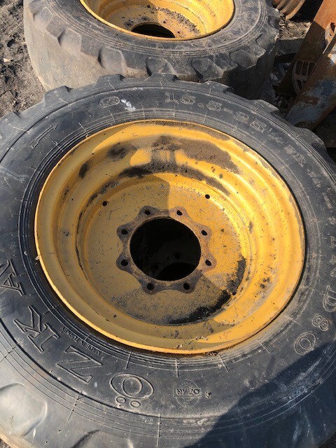 Cat TH 220b | Cat TH 330b | Cat TH 337 - Koła Komplet - Complete wiel voor Landbouwmachine: afbeelding 1 Cat TH 220b | Cat TH 330b | Cat TH 337 - Koła Komplet - Complete wiel voor Landbouwmachine: afbeelding 1