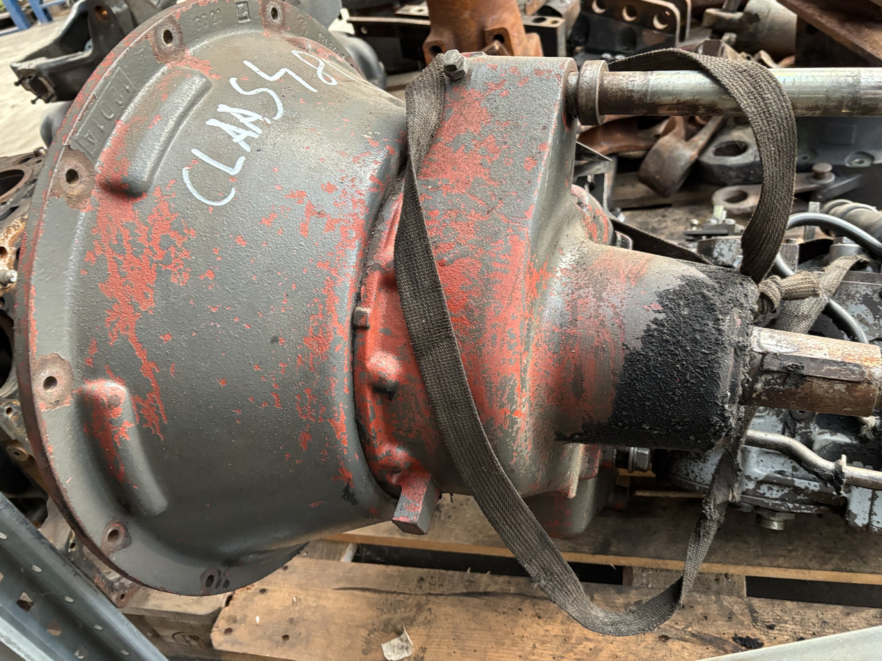 Claas 480 Wałek Napędu Skrzyni Biegów 0007694080 0006379471 0006376880 - Aandrijfas voor Landbouwmachine: afbeelding 5 Claas 480 Wałek Napędu Skrzyni Biegów 0007694080 0006379471 0006376880 - Aandrijfas voor Landbouwmachine: afbeelding 5