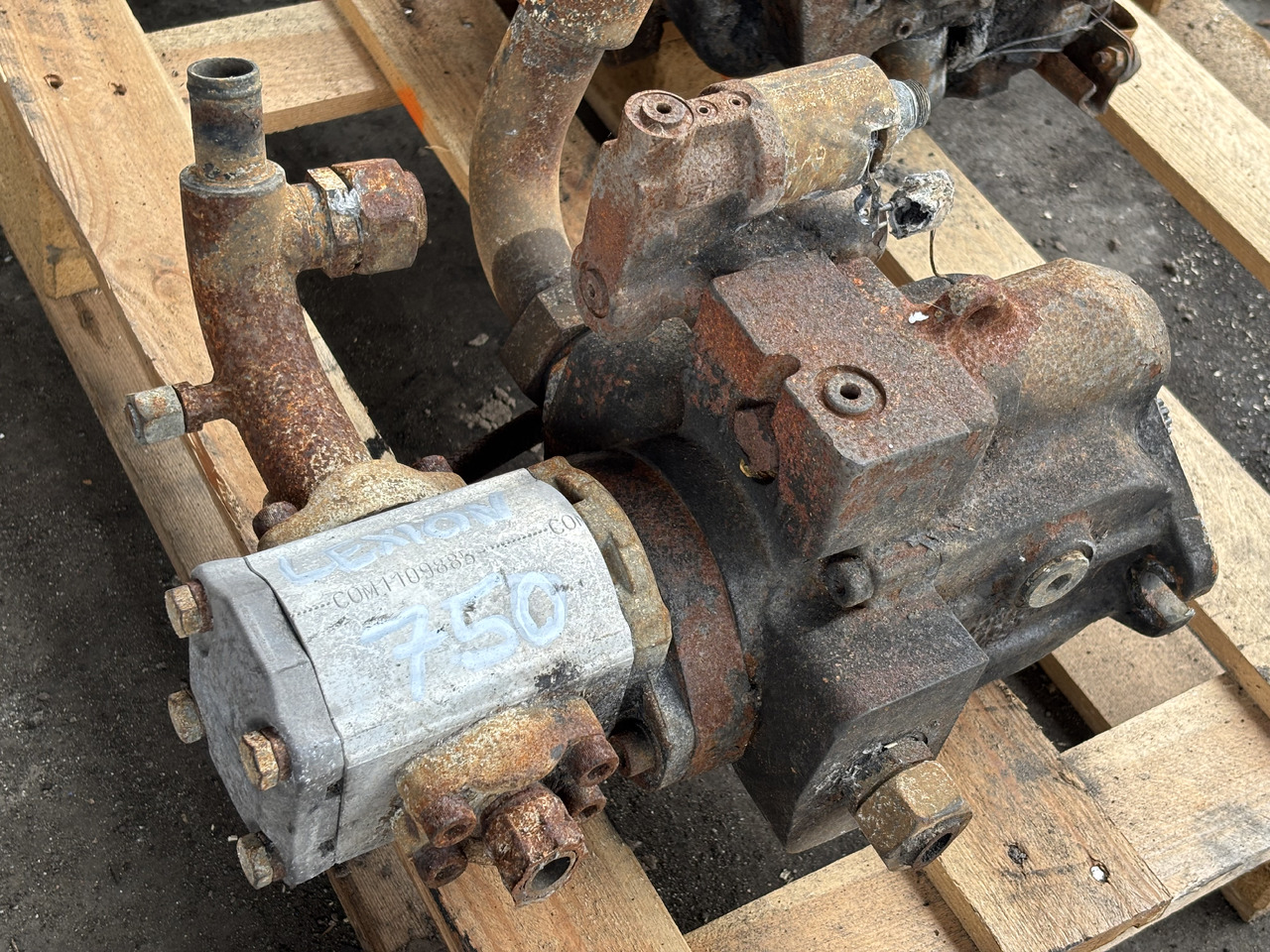 Claas Lexion 750 Danfos Bosch Rexroth Pompa Hydrauliczna KRR045DECD2NN KRR045 83024430 - Hydraulische pomp voor Landbouwmachine: afbeelding 3 Claas Lexion 750 Danfos Bosch Rexroth Pompa Hydrauliczna KRR045DECD2NN KRR045 83024430 - Hydraulische pomp voor Landbouwmachine: afbeelding 3