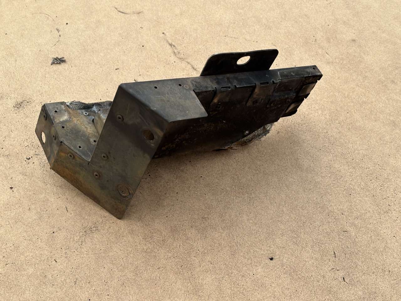 Claas Lexion 780 Blacha Obudowa Maska Osłona 00 0781 222 0 0007812220 - Motorkap voor Maaidorser: afbeelding 2 Claas Lexion 780 Blacha Obudowa Maska Osłona 00 0781 222 0 0007812220 - Motorkap voor Maaidorser: afbeelding 2