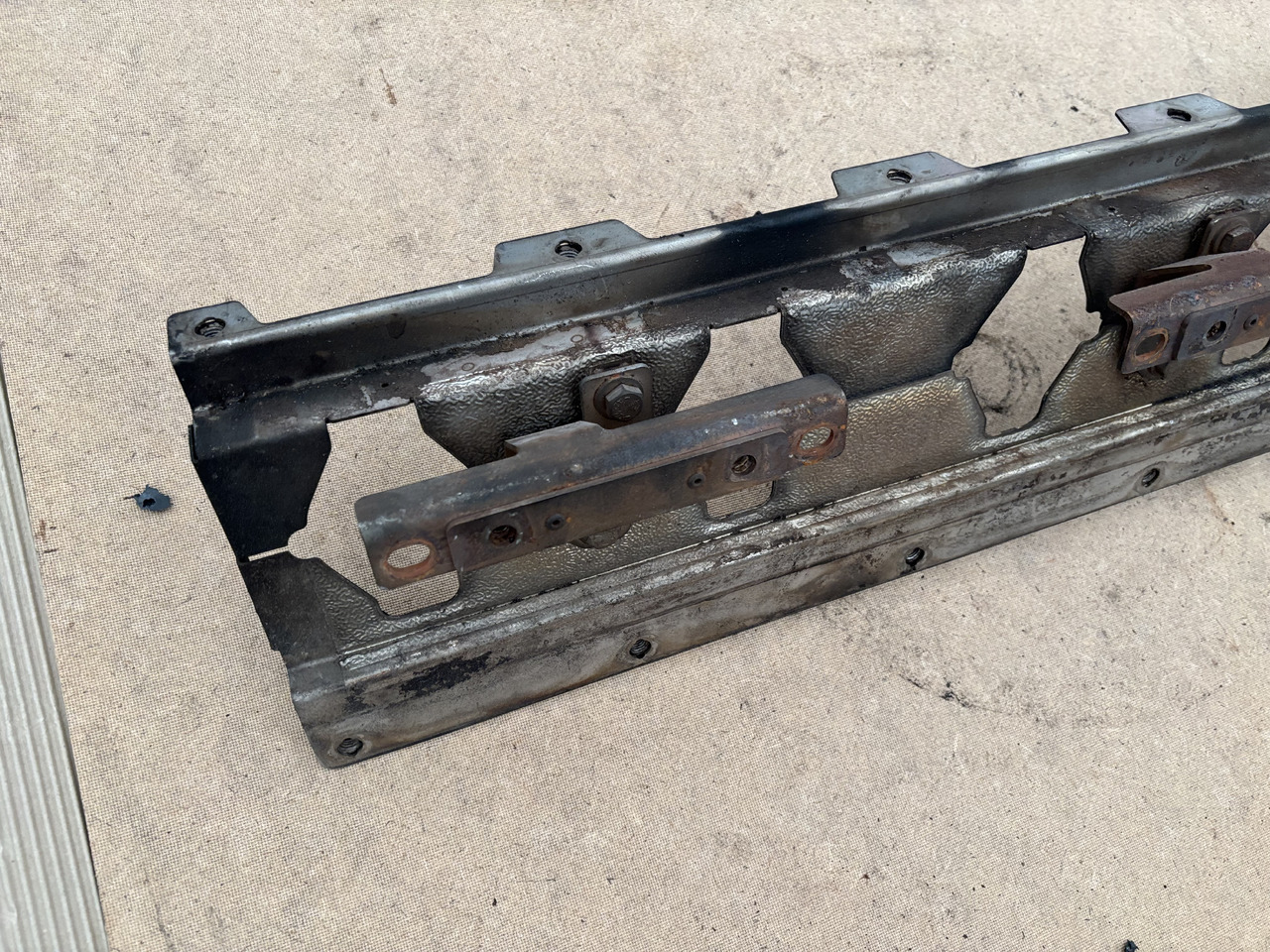 Claas Lexion 780 Izolacja Silnika Pokrywa Maska Obudowa Tylna 00 0781 205 0 0007812050 - Motorkap voor Maaidorser: afbeelding 4 Claas Lexion 780 Izolacja Silnika Pokrywa Maska Obudowa Tylna 00 0781 205 0 0007812050 - Motorkap voor Maaidorser: afbeelding 4