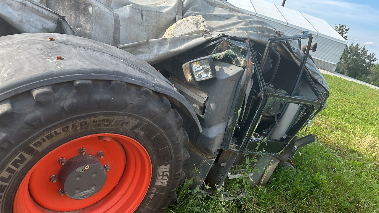 Claas Scorpion 732 części zwolnica zwrotnica Piasta koła most silnik skrzynia kabina inne - Fusee voor Landbouwmachine: afbeelding 3 Claas Scorpion 732 części zwolnica zwrotnica Piasta koła most silnik skrzynia kabina inne - Fusee voor Landbouwmachine: afbeelding 3