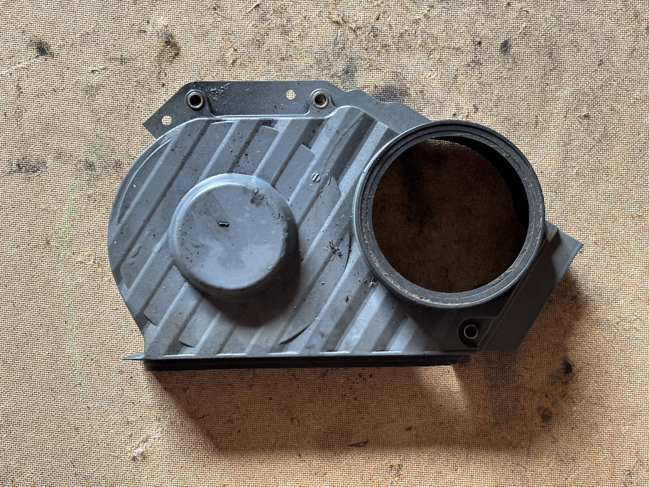 Deutz TD2011 D2011 D2011L04W Przednia Osłona Silnika 04286657 - Motor en onderdelen: afbeelding 1 Deutz TD2011 D2011 D2011L04W Przednia Osłona Silnika 04286657 - Motor en onderdelen: afbeelding 1