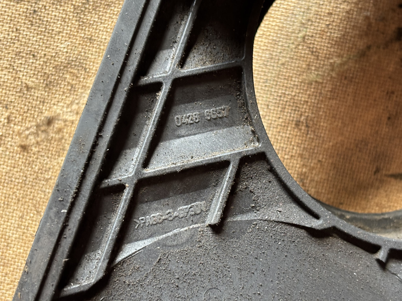 Deutz TD2011 D2011 D2011L04W Przednia Osłona Silnika 04286657 - Motor en onderdelen: afbeelding 3 Deutz TD2011 D2011 D2011L04W Przednia Osłona Silnika 04286657 - Motor en onderdelen: afbeelding 3