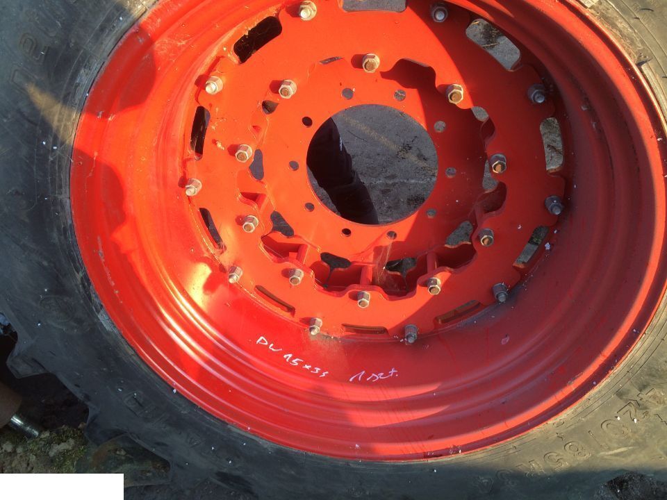FELGA DW 15x34 OPONA Petlas 420 / 85 R 34 nowa - Complete wiel voor Landbouwmachine: afbeelding 1 FELGA DW 15x34 OPONA Petlas 420 / 85 R 34 nowa - Complete wiel voor Landbouwmachine: afbeelding 1