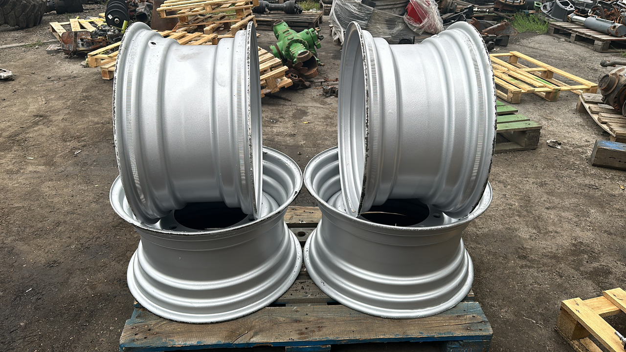 Felga 24 cale 10 szpilek 13 x 24 , DW13x24 - Velg voor Landbouwmachine: afbeelding 1 Felga 24 cale 10 szpilek 13 x 24 , DW13x24 - Velg voor Landbouwmachine: afbeelding 1