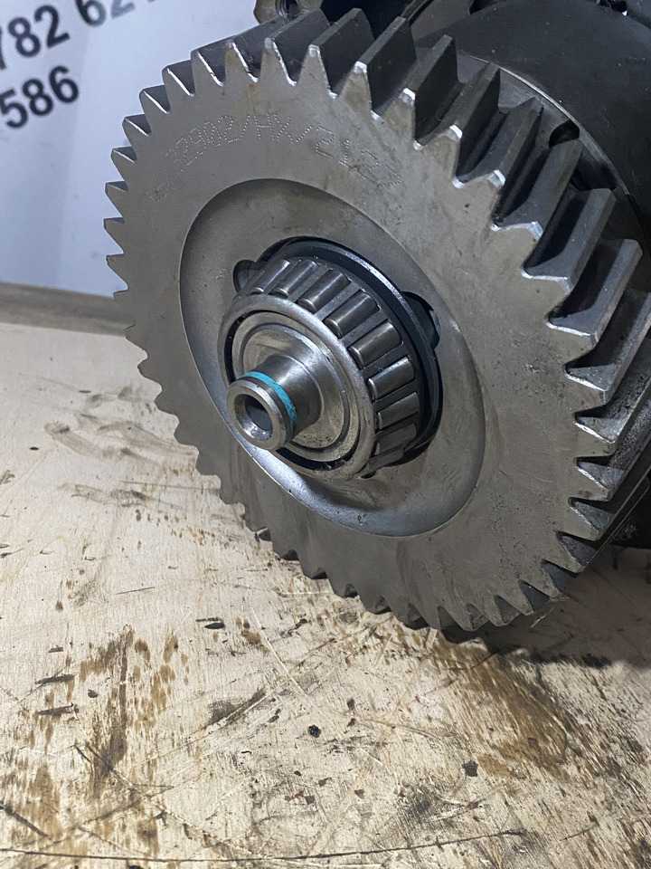 JCB 541-70 4CX Powershift - kosz skrzyni 445/32902 - Versnellingsbak en onderdelen voor Bouwmachine: afbeelding 1 JCB 541-70 4CX Powershift - kosz skrzyni 445/32902 - Versnellingsbak en onderdelen voor Bouwmachine: afbeelding 1