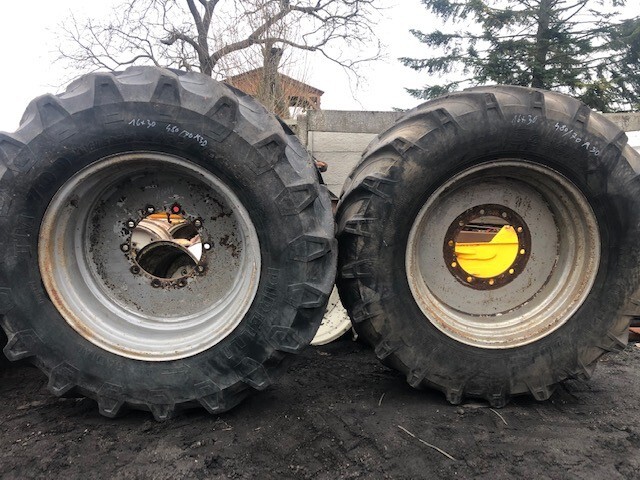 JCB Fastrack Koła 480/70 R30 , Felga 16x30 - Velg voor Landbouwmachine: afbeelding 1 JCB Fastrack Koła 480/70 R30 , Felga 16x30 - Velg voor Landbouwmachine: afbeelding 1