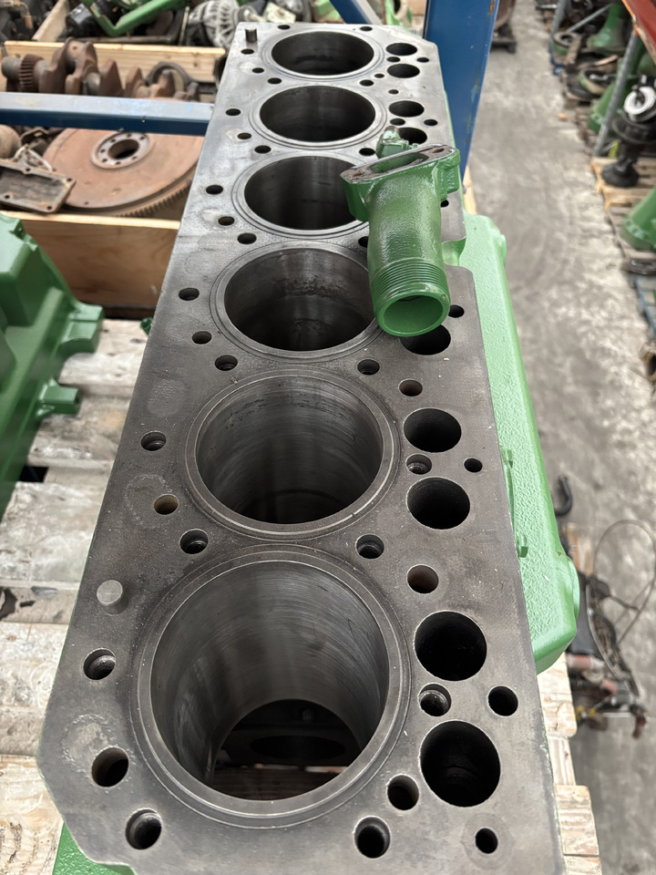 John Deere 6068 6068HL481 Blok Silnika R504850 - Cilinderblok voor Landbouwmachine: afbeelding 4 John Deere 6068 6068HL481 Blok Silnika R504850 - Cilinderblok voor Landbouwmachine: afbeelding 4