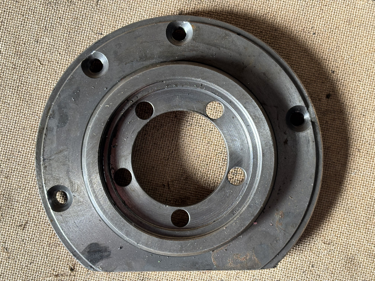 John Deere 6130 6230 6405 7220 Obudowa Łożyska L151656 - Motorlager voor Landbouwmachine: afbeelding 2 John Deere 6130 6230 6405 7220 Obudowa Łożyska L151656 - Motorlager voor Landbouwmachine: afbeelding 2